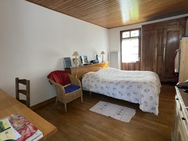 Charme authentique et cadre bucolique, à seulement 10 min des plages !