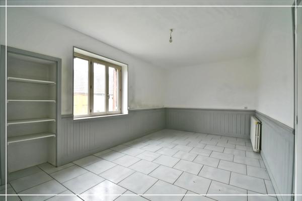 Maison à louer 6 pièces MAISONNAIS (18)