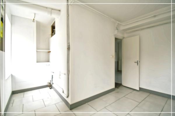 Maison à louer 6 pièces MAISONNAIS (18)