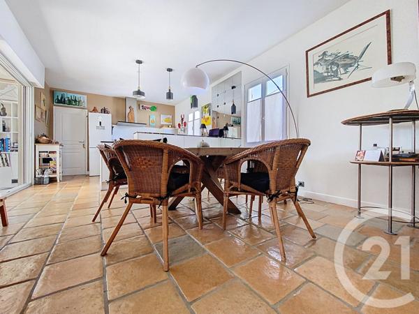 Maison à vendre  5 pièces - 160 m2 TONNAY CHARENTE - 17