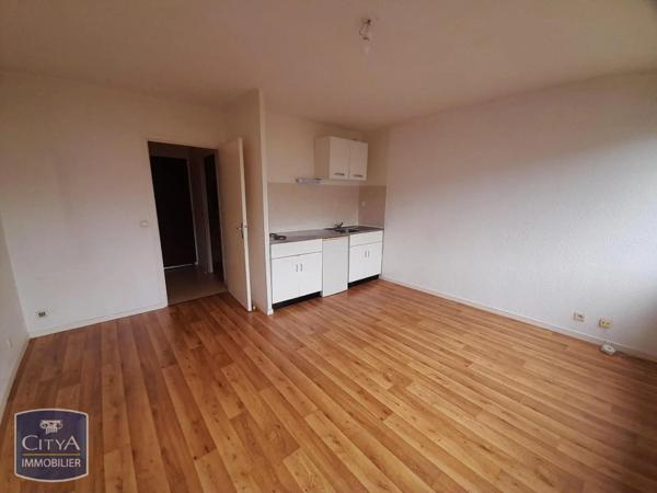 Appartement à louer 1 pièce 25.3m² Chambéry (73000)
