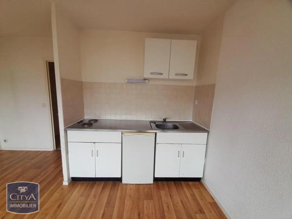 Appartement à louer 1 pièce 25.3m² Chambéry (73000)