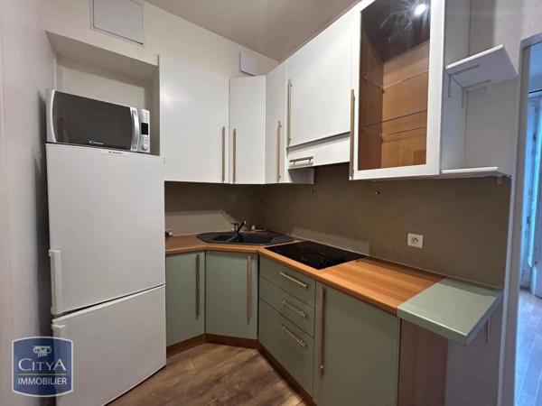 Appartement à louer 1 pièce 31.86m²