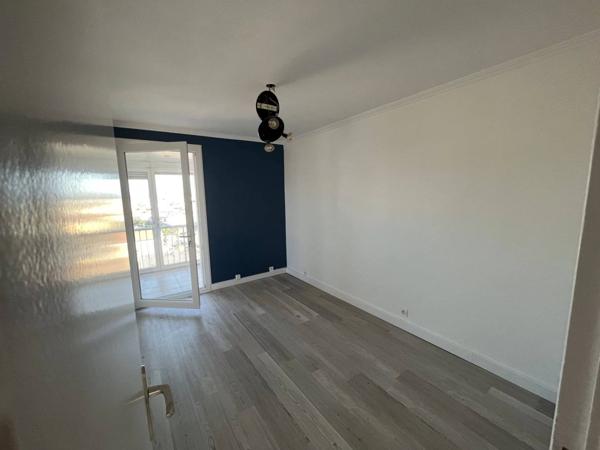 Appartement traversant type T3 de 72m2