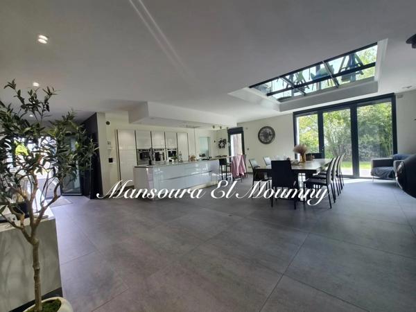 ENSEMBLE IMMOBILIER D'EXCEPTION