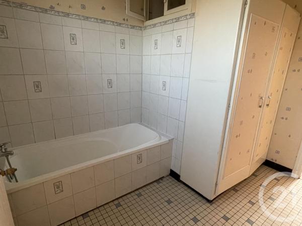 Maison à vendre  5 pièces - 88,44 m2 CERCY LA TOUR - 58