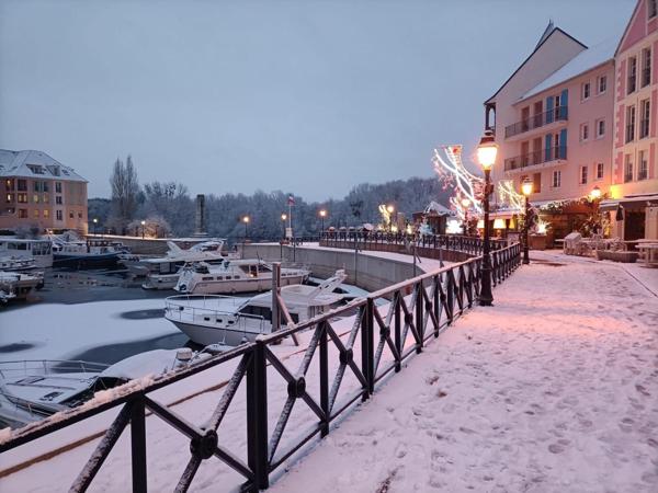 Magnifique 3P 75M2 Entièrement Rénové avec Matériaux de Qualité