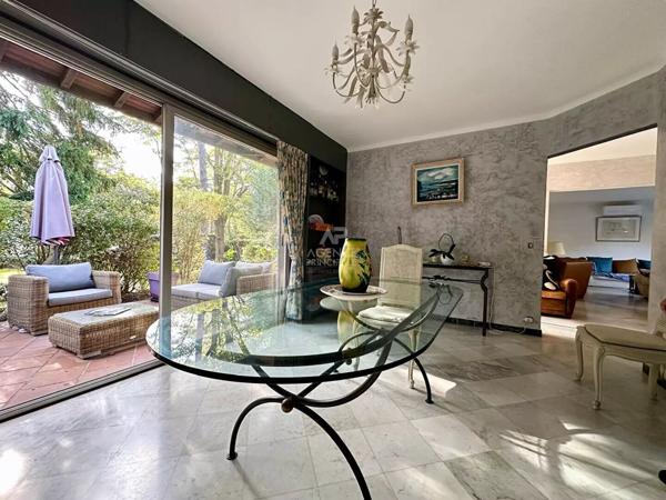 Propriété Maisons Laffitte - 8 pièce(s) €1 600 000 ** - Référence 4544