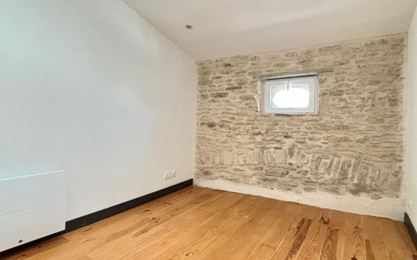 Maison à vendre    9 pièces •  Saint-Georges-d'Oléron