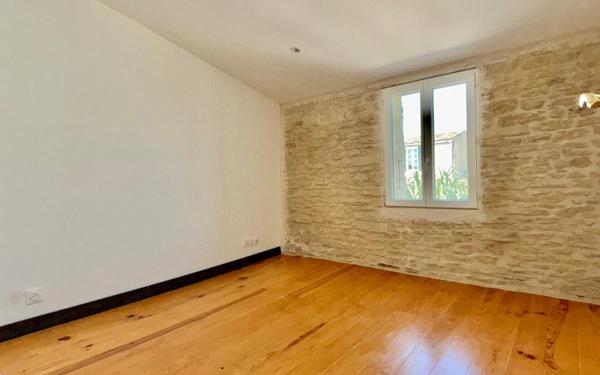 Maison à vendre    9 pièces •  Saint-Georges-d'Oléron