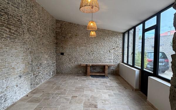 Maison à vendre    9 pièces •  Saint-Georges-d'Oléron