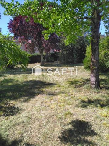 Grand terrain plat centre Rabastens