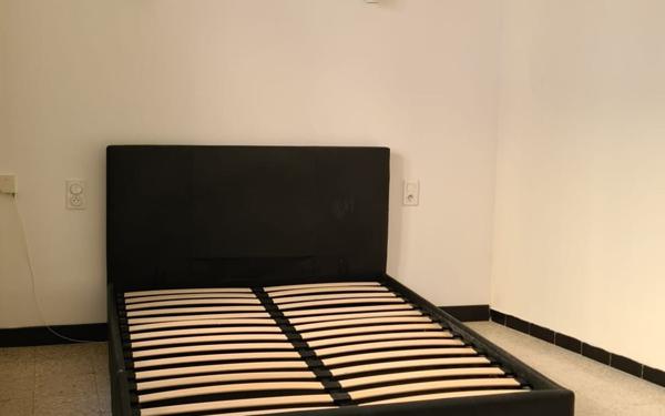 Appartement à louer    2 pièces •  Mèze