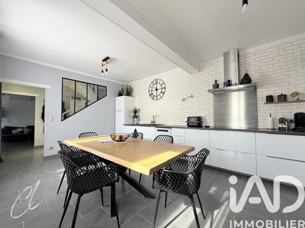 Maison à vendre 5 pièces 143 m² Villeneuve-la-Guyard