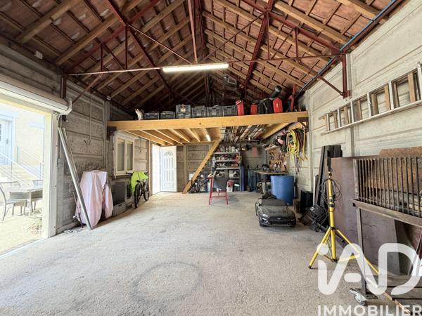 Maison à vendre 5 pièces 143 m² Villeneuve-la-Guyard