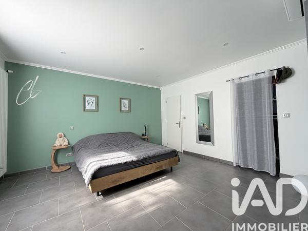 Maison à vendre 5 pièces 143 m² Villeneuve-la-Guyard