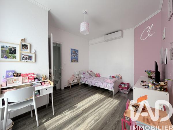 Maison à vendre 5 pièces 143 m² Villeneuve-la-Guyard