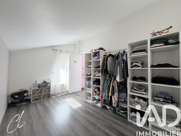 Maison à vendre 5 pièces 143 m² Villeneuve-la-Guyard