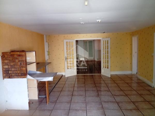 Maison Saint Loup Sur Semouse 7 pièce(s) 144.6 m2