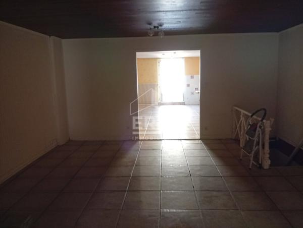 Maison Saint Loup Sur Semouse 7 pièce(s) 144.6 m2