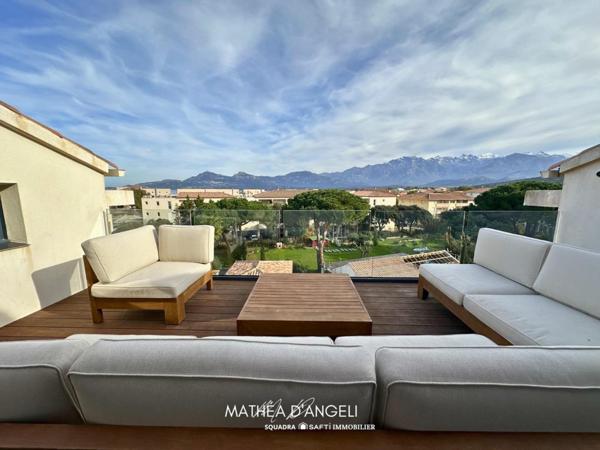 Une villa suspendue au coeur de Calvi