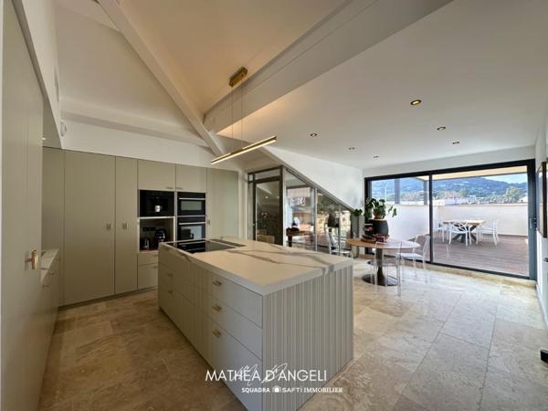 Une villa suspendue au coeur de Calvi