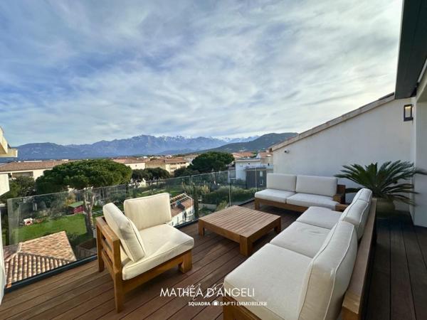 Une villa suspendue au coeur de Calvi