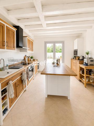 Maison
         3 pièces
        - 87 m² 164 900 € *