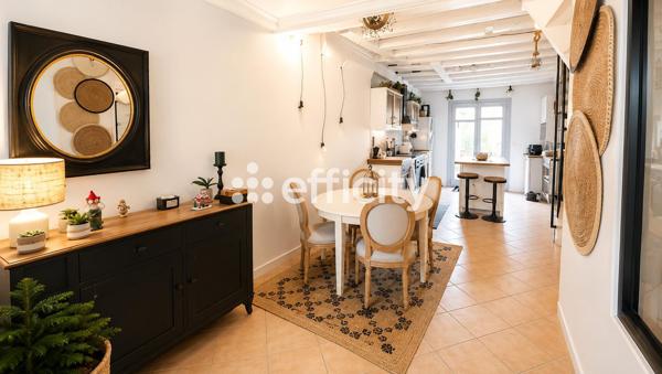 Maison
         3 pièces
        - 87 m² 164 900 € *