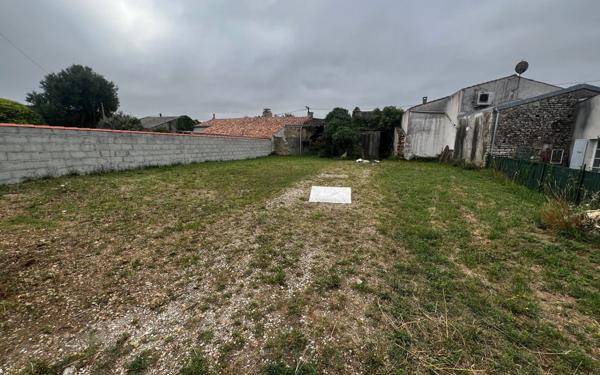 Terrain à vendre    Meursac