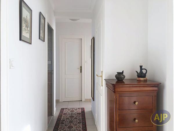 Appartement à vendre Cholet - 4 pièces, 69m² avec 2 chambre(s) à 144 000€ - AJP Immobilier Cholet