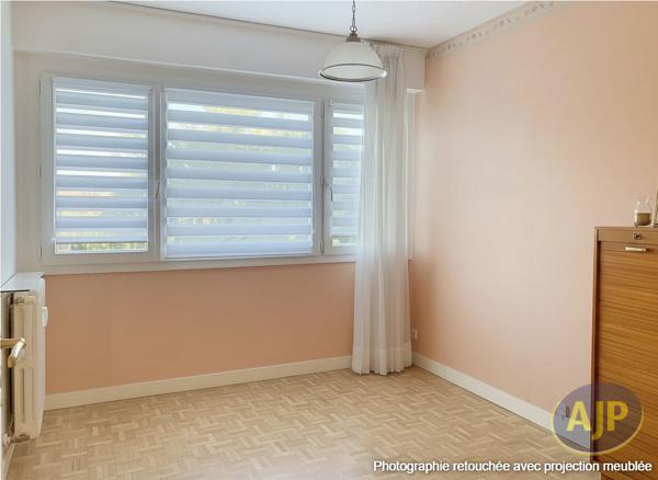 Appartement à vendre Cholet - 4 pièces, 69m² avec 2 chambre(s) à 144 000€ - AJP Immobilier Cholet