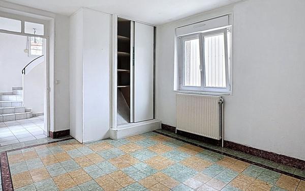 Maison à vendre    4 pièces •  Nogent-l'Abbesse