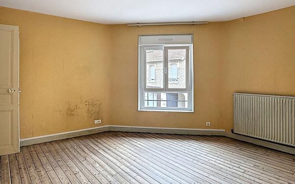 Maison à vendre    4 pièces •  Nogent-l'Abbesse