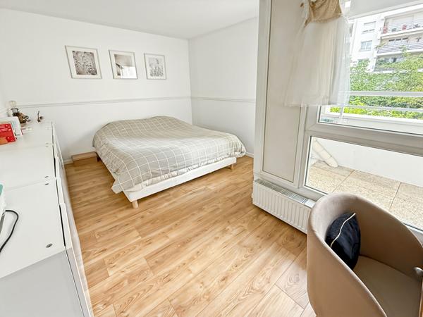 Appartement Courbevoie 4 pièce(s) 80 m2