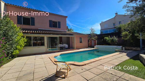 Maison à vendre 6 pièces de 141 m²