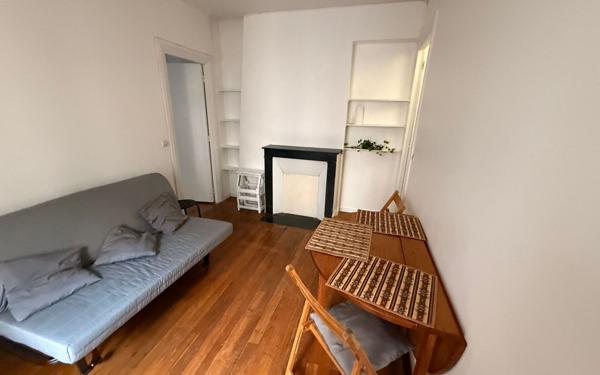 Appartement à louer    2 pièces • 32,49 m2 Paris 10