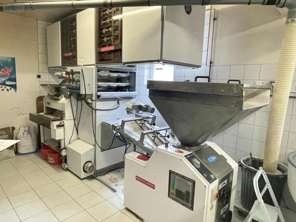 Fonds et/ou murs commerciaux à vendre à Fournels en Lozère (48310), ref : 48032-225