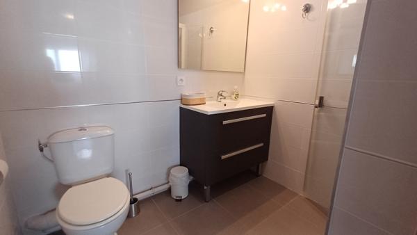 Appartement Sète 4 pièces 94 m2 + 2 garages
