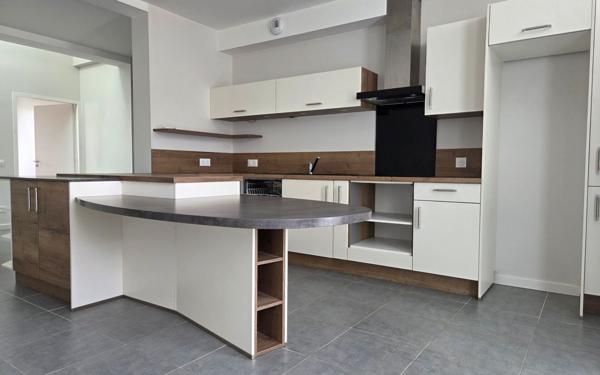 Appartement à vendre    3 pièces • 68,88 m2 Rochefort