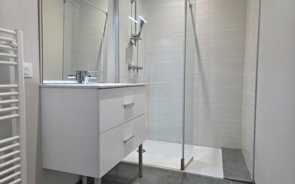 Appartement à vendre    3 pièces • 68,88 m2 Rochefort