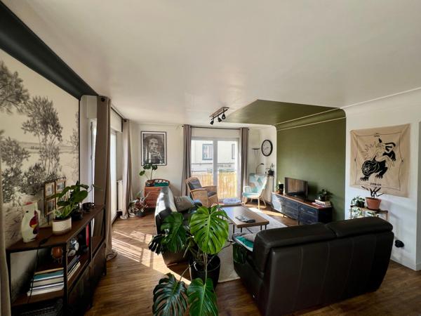 Magnifique Appartement - 2 Chambres Lumineux - Double garage - Cave