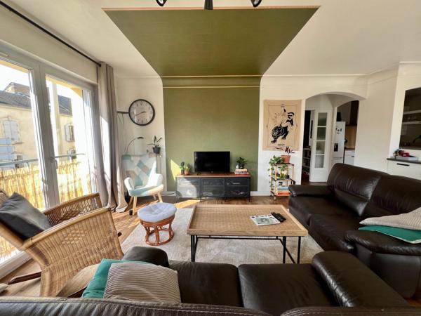 Magnifique Appartement - 2 Chambres Lumineux - Double garage - Cave