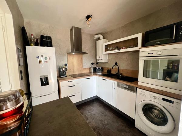 Magnifique Appartement - 2 Chambres Lumineux - Double garage - Cave