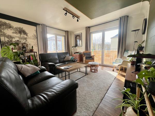 Magnifique Appartement - 2 Chambres Lumineux - Double garage - Cave