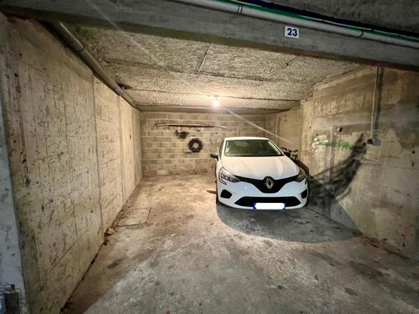 Magnifique Appartement - 2 Chambres Lumineux - Double garage - Cave