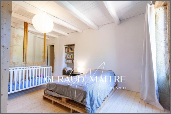 maison de village avec cour, garage et gros potentiel