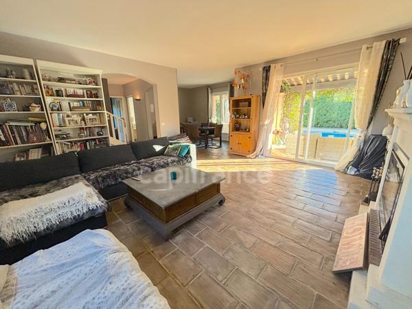 Maison à vendre 4 pièces MOUGINS (06)