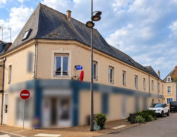 Deux appartements dans immeuble de rapport