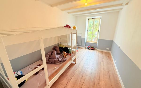 Maison à vendre    5 pièces •  Surgères